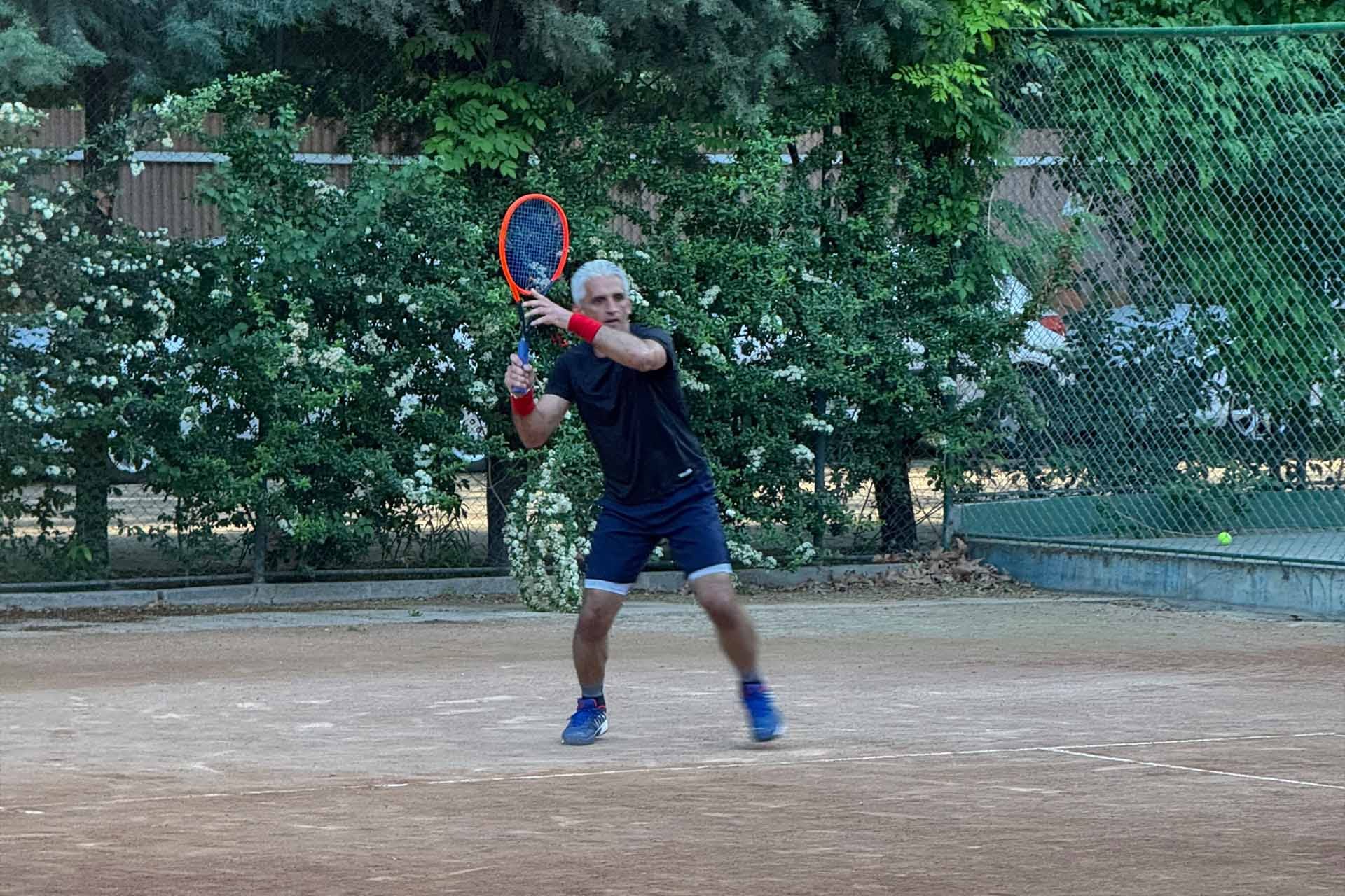 تنیس دهکده ورزشی